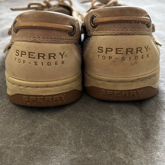 Women’s 8 Sperry Top-Siders - Picture 3 of 6